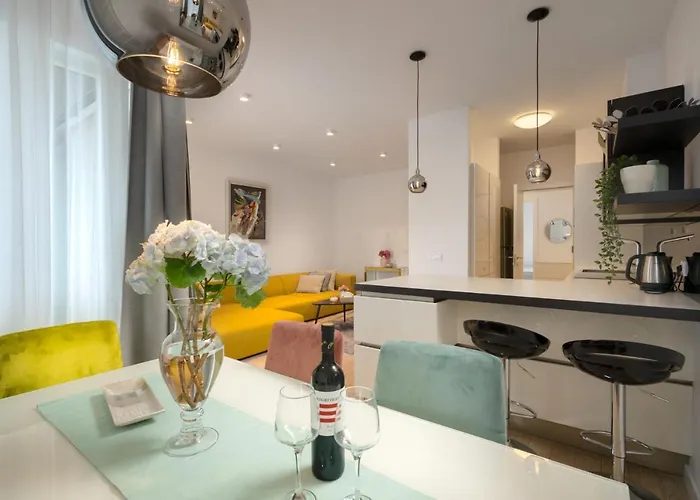 Uvala 64 Lägenhet *